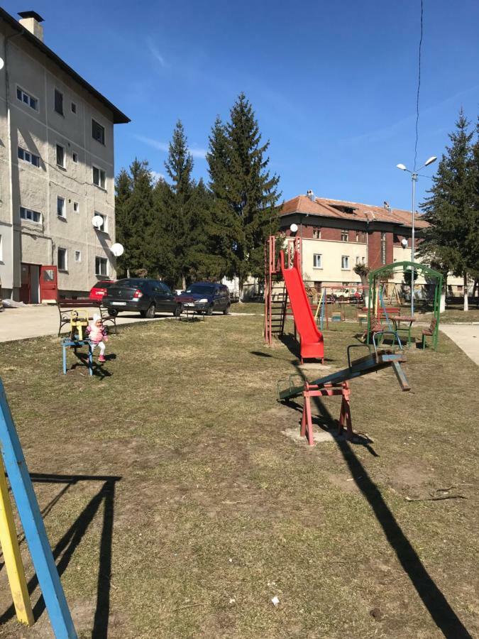 Garsoniera Mandrilor Lejlighed Slănic Eksteriør billede